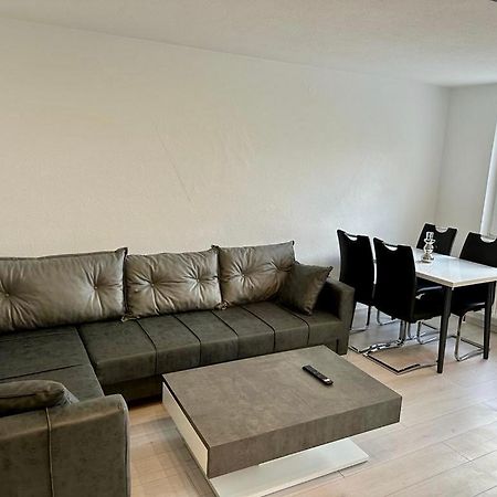 Flexible, Schoene Und Gut Aussehende Feriensuite Reutlingen Luaran gambar
